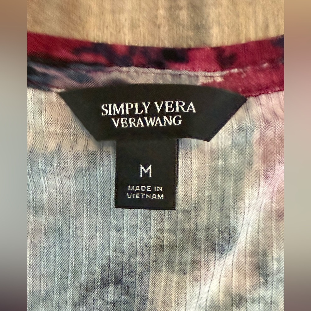 Simply Vera Vera Wang Floral Ribbed Short-Sleeve Tee in Berry Multi - Picture 2 of 2